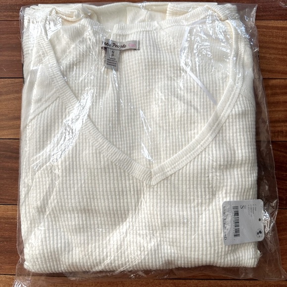 Free People Santa Clara Thermal Alabaster - New with Tags - ACCEPTING OFFERS - Picture 8 of 13